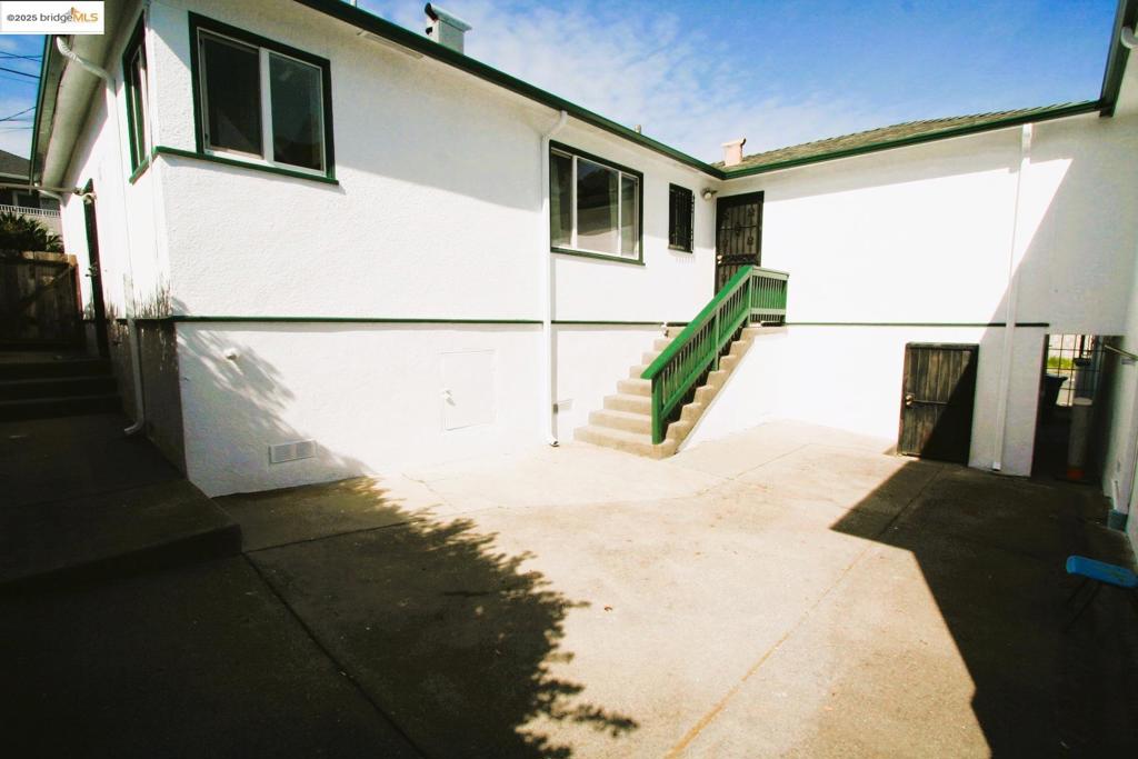5312 Sacramento Ave Property Photo 10