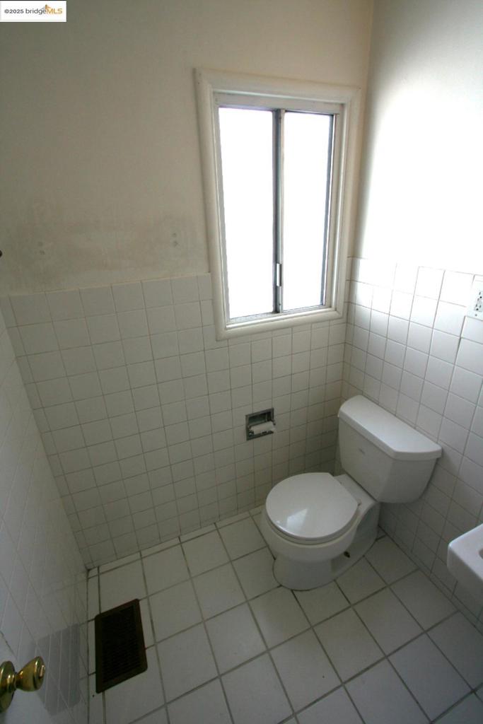 5312 Sacramento Ave Property Photo 28