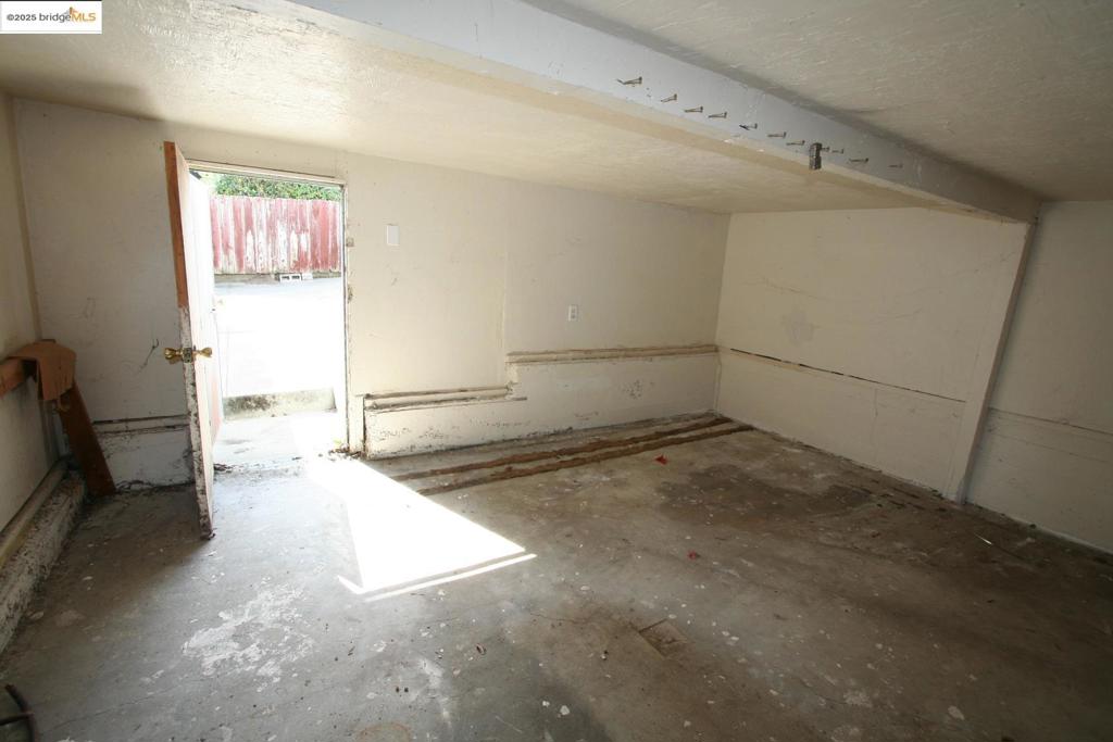 5312 Sacramento Ave Property Photo 32