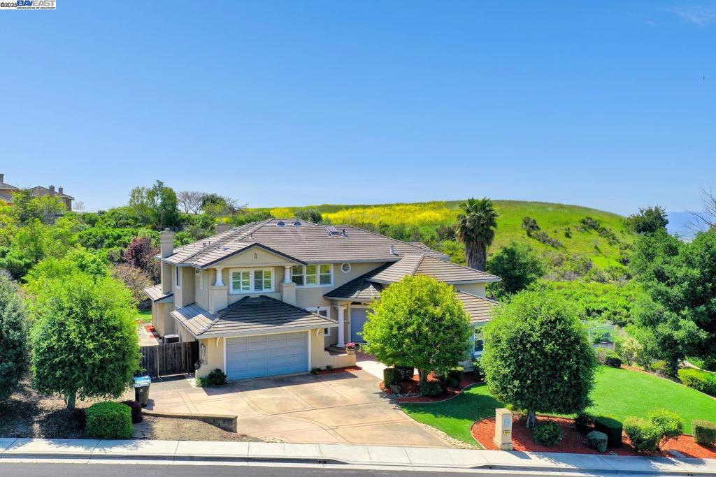 48564 Avalon Heights Ter Property Photo