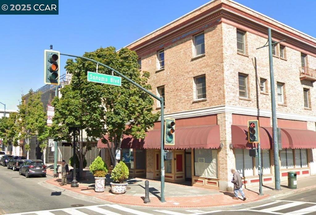 444 Georgia St Property Photo 2