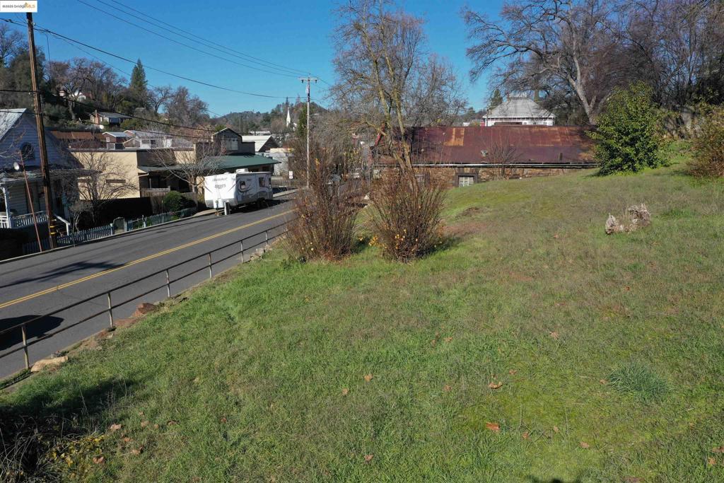 391 S Stewart Street Property Photo 1