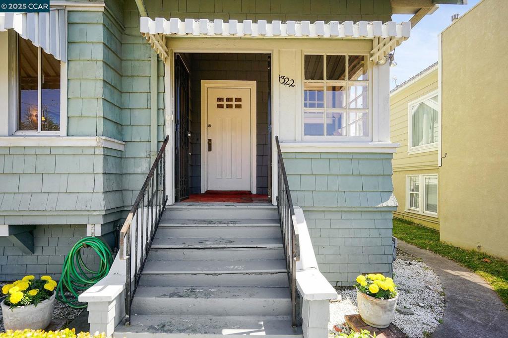 1322 Virginia Street Property Photo 1