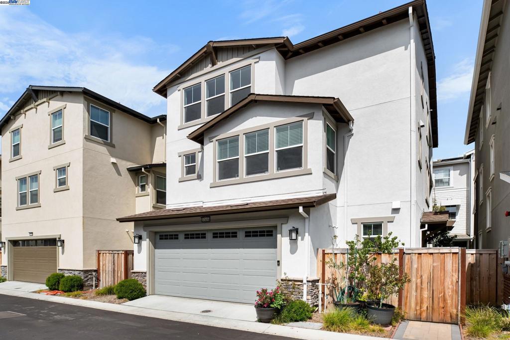 37450 Watersail Way Property Photo 1