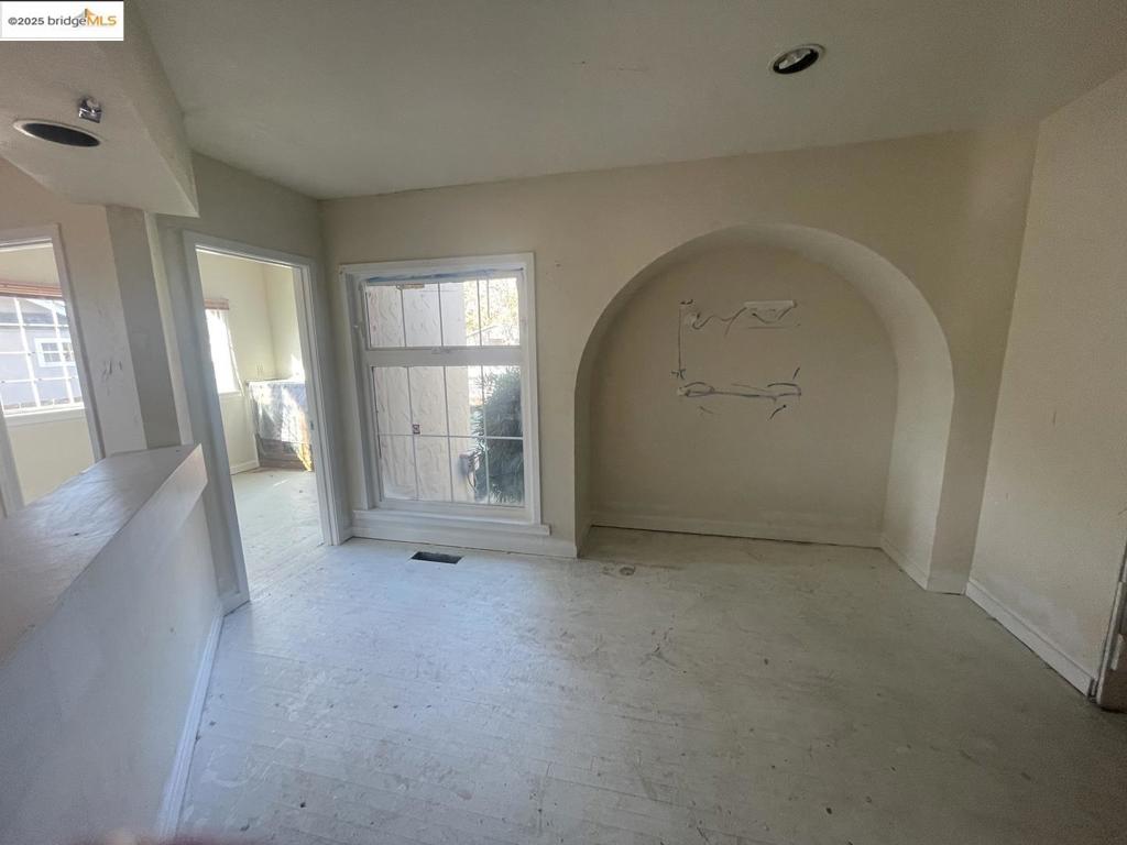 2890 Concord Blvd Property Photo 20