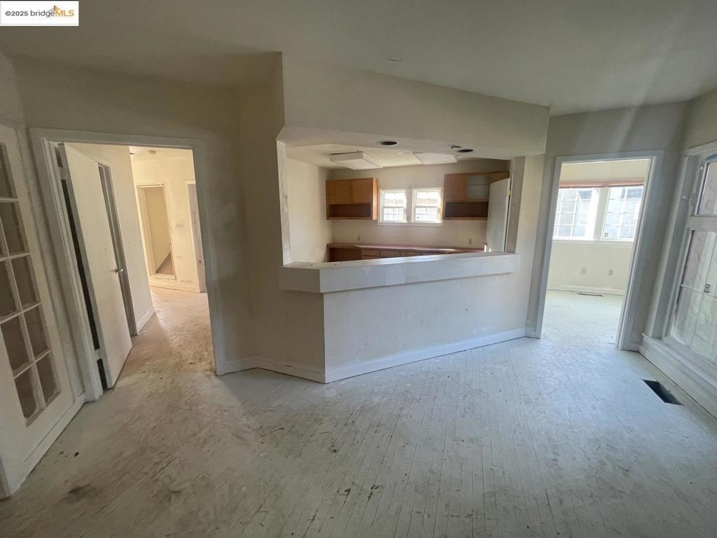 2890 Concord Blvd Property Photo 21