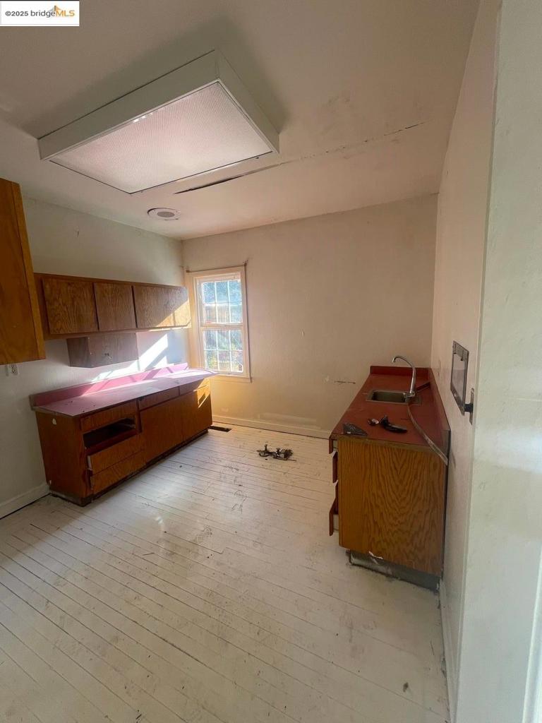 2890 Concord Blvd Property Photo 28
