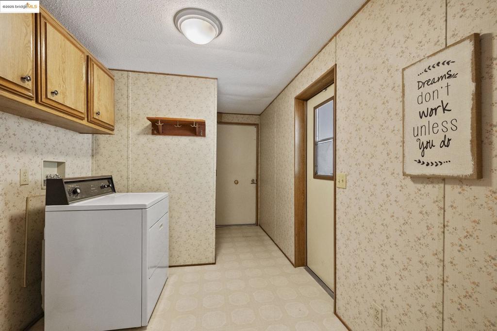 22690 Prospect Heights Property Photo 46