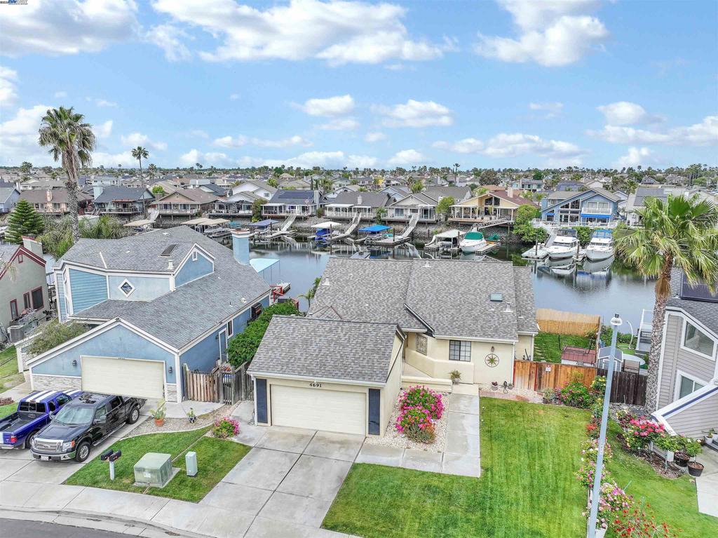 4691 Spinnaker Way Property Photo 1