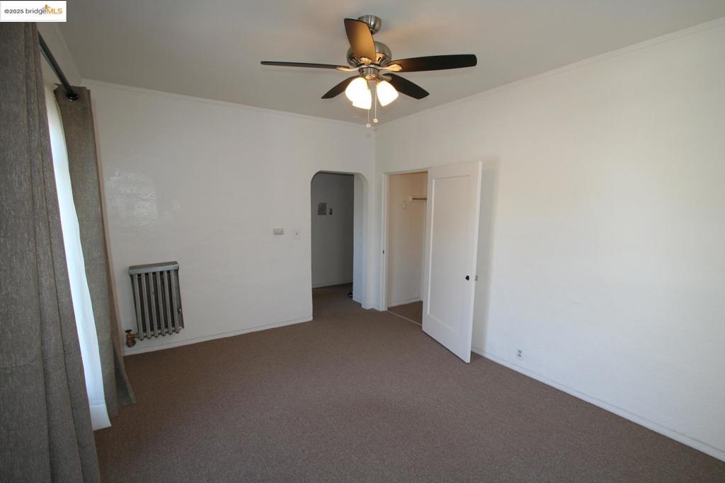 1458 E 33rd Street Property Photo 11