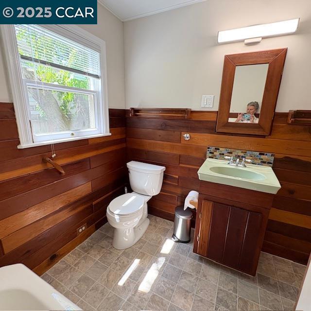 2150 Whyte Park Ave Property Photo 24