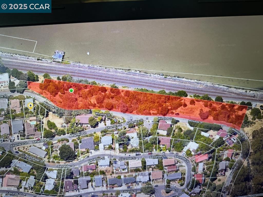 2 2.09 Ac. Winslow St Property Photo 3