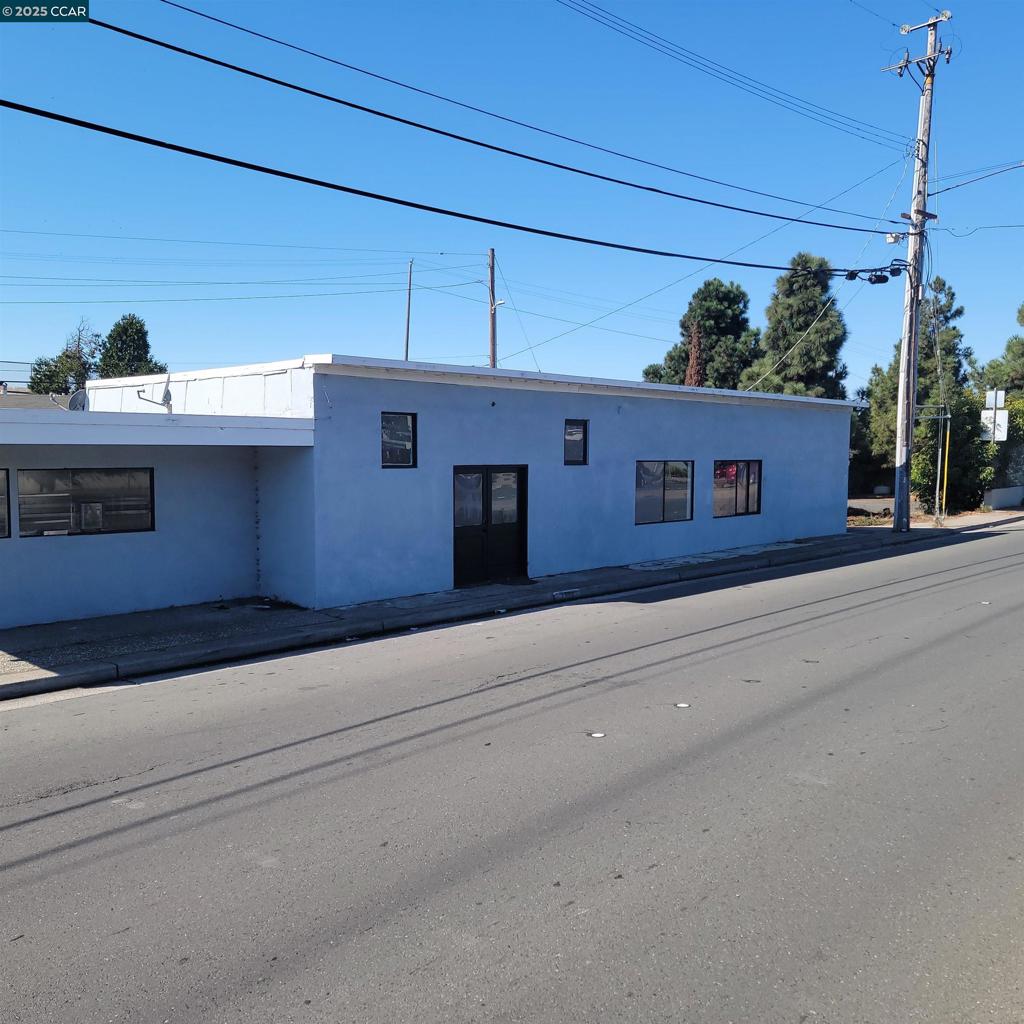 1303 Carlson Boulevard Property Photo 1