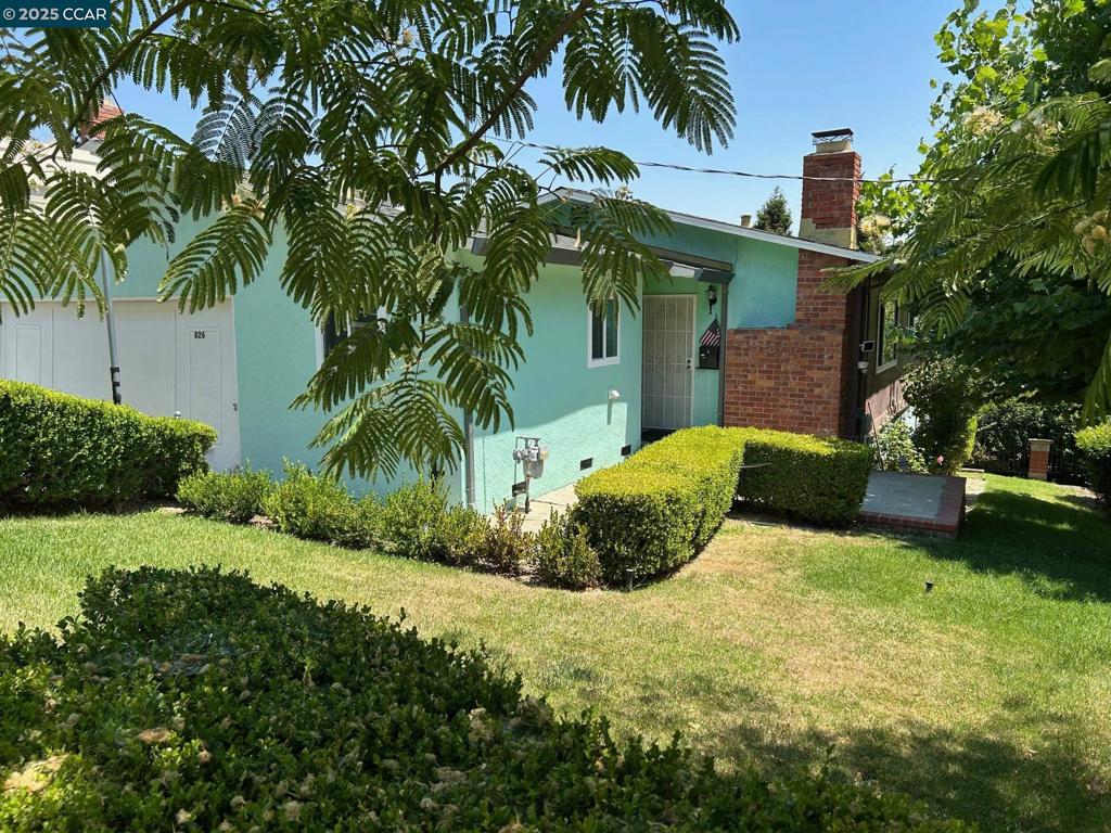 826 Veale Property Photo 1