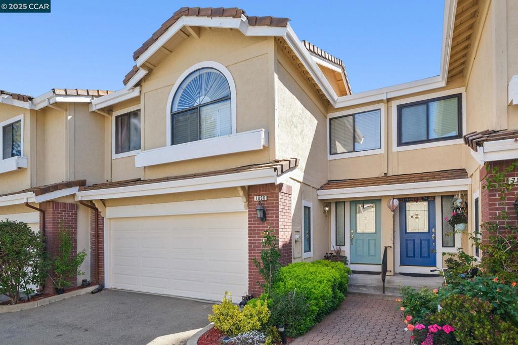 7896 Gate Way Property Photo 1