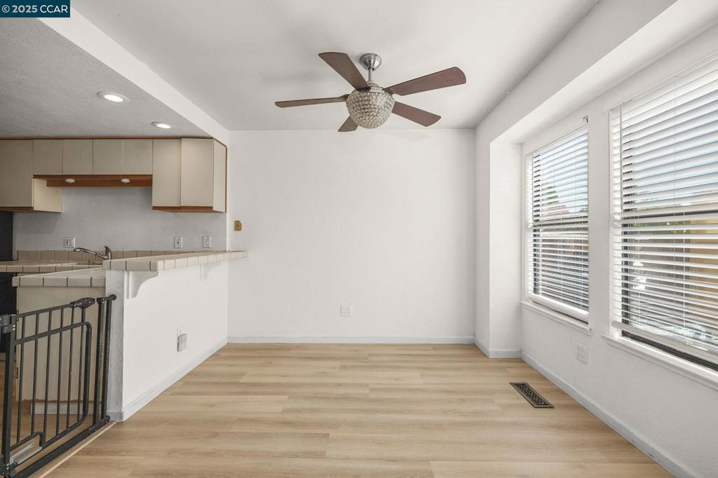 7896 Gate Way Property Photo 5