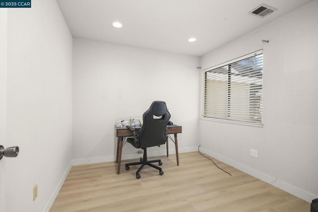 7896 Gate Way Property Photo 10