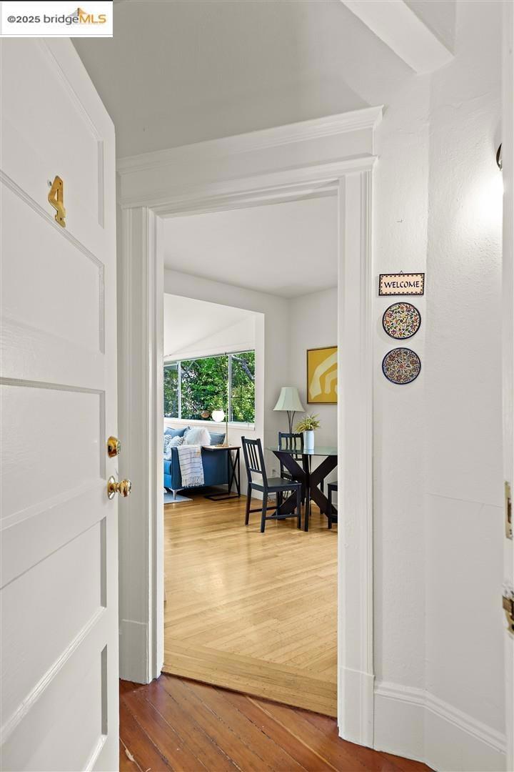 2611 Piedmont Ave 4 Property Photo 2