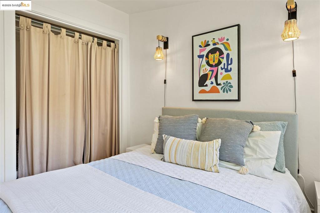 2611 Piedmont Ave 4 Property Photo 17
