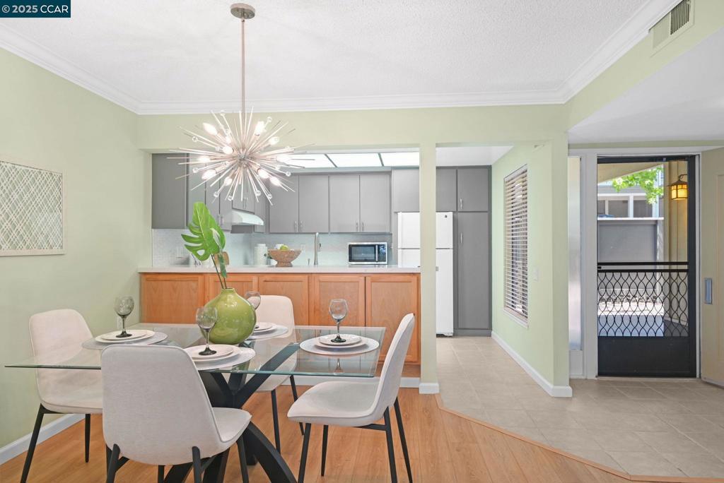 1116 Running Springs Rd 2 Property Photo 4