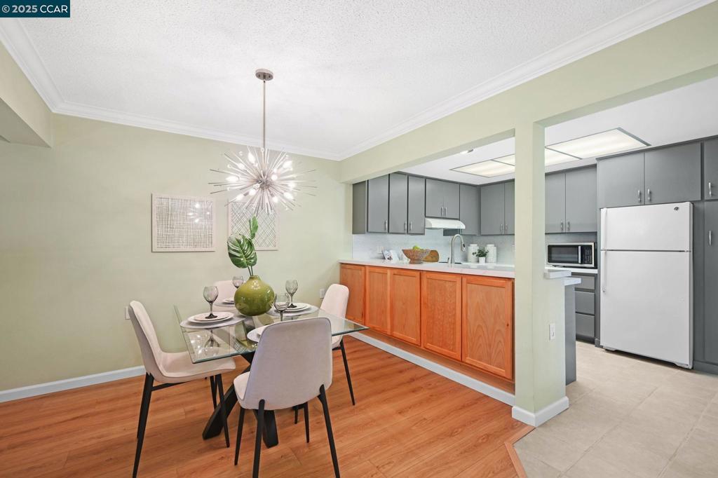 1116 Running Springs Rd 2 Property Photo 5