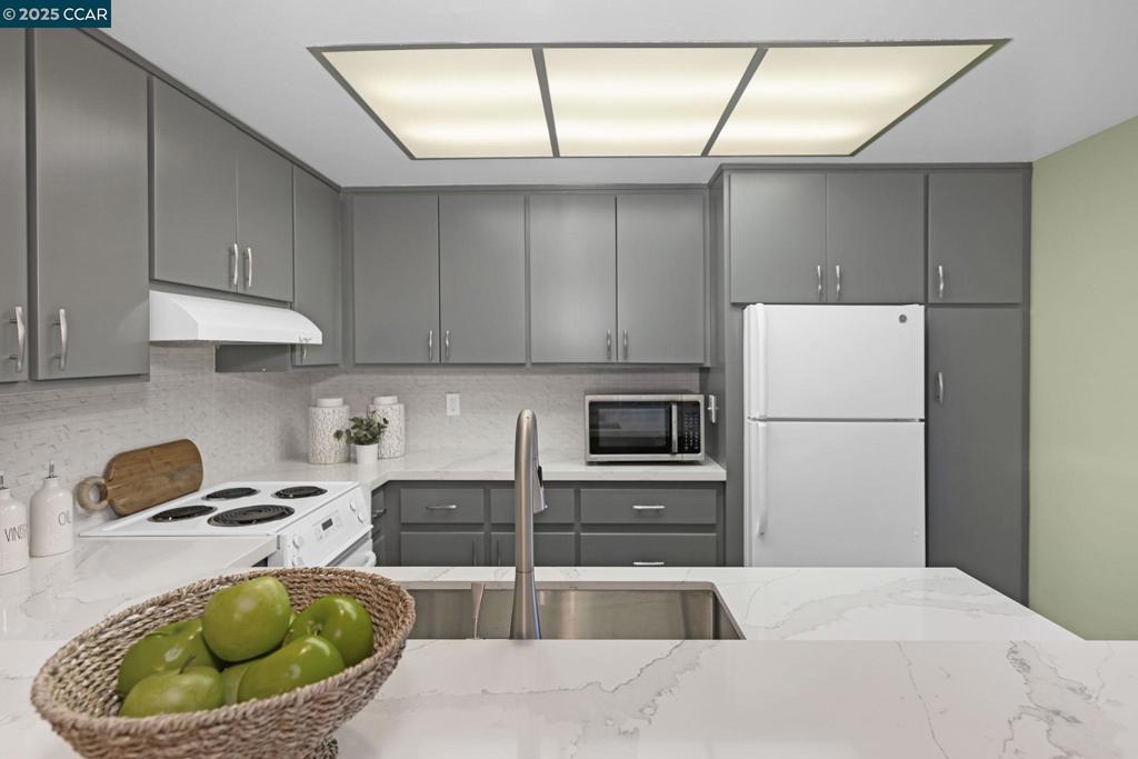 1116 Running Springs Rd 2 Property Photo 6