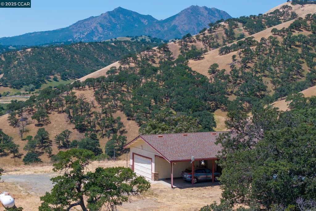 16700 Marsh Creek Rd Property Photo