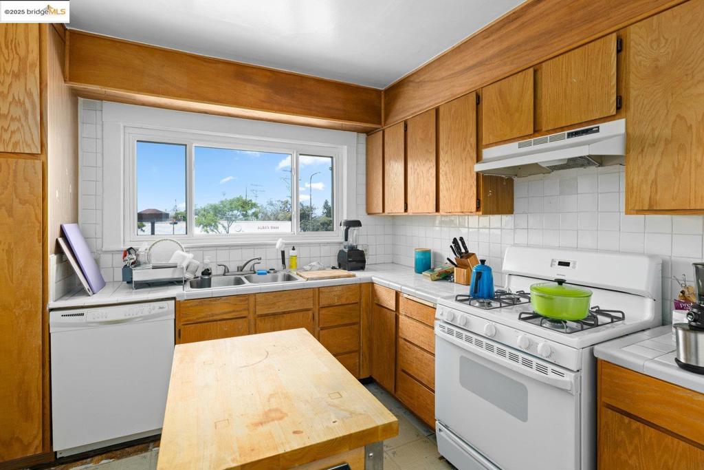 2903 Sacramento St Property Photo 15