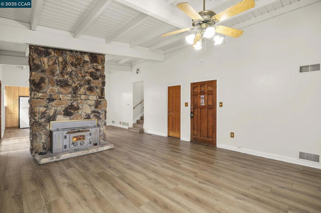 5243 Rahlves Property Photo 8