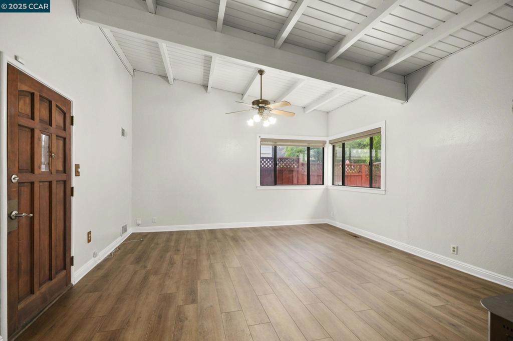 5243 Rahlves Property Photo 9