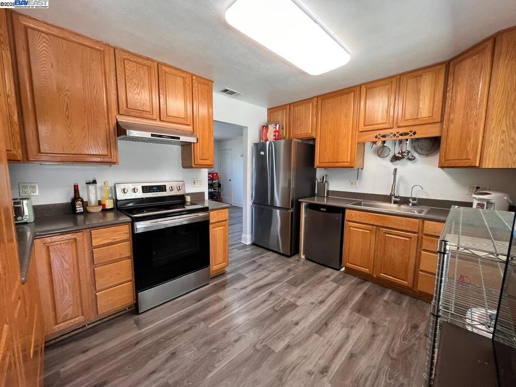 2748 Eastgate Ave Property Photo 17
