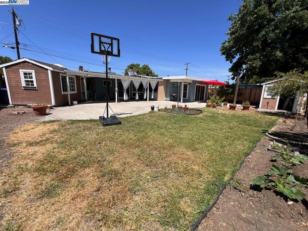 2748 Eastgate Ave Property Photo 20
