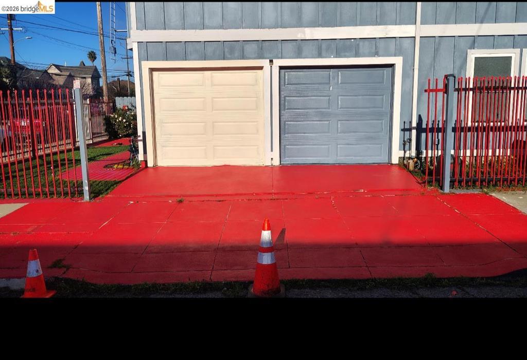 3532 San Leandro St Property Photo 1