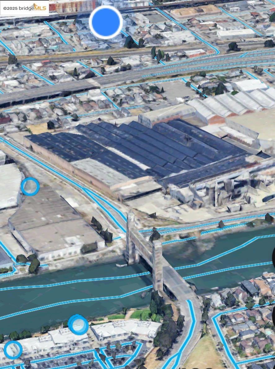 3532 San Leandro St Property Photo 5