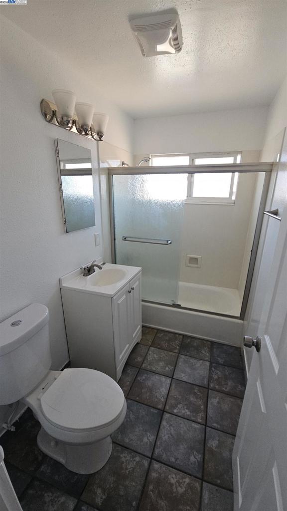 7448 Lockwood St Property Photo 11