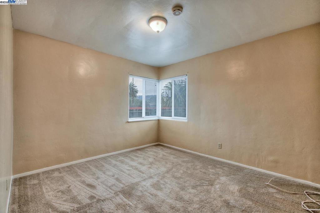 7448 Lockwood St Property Photo 25