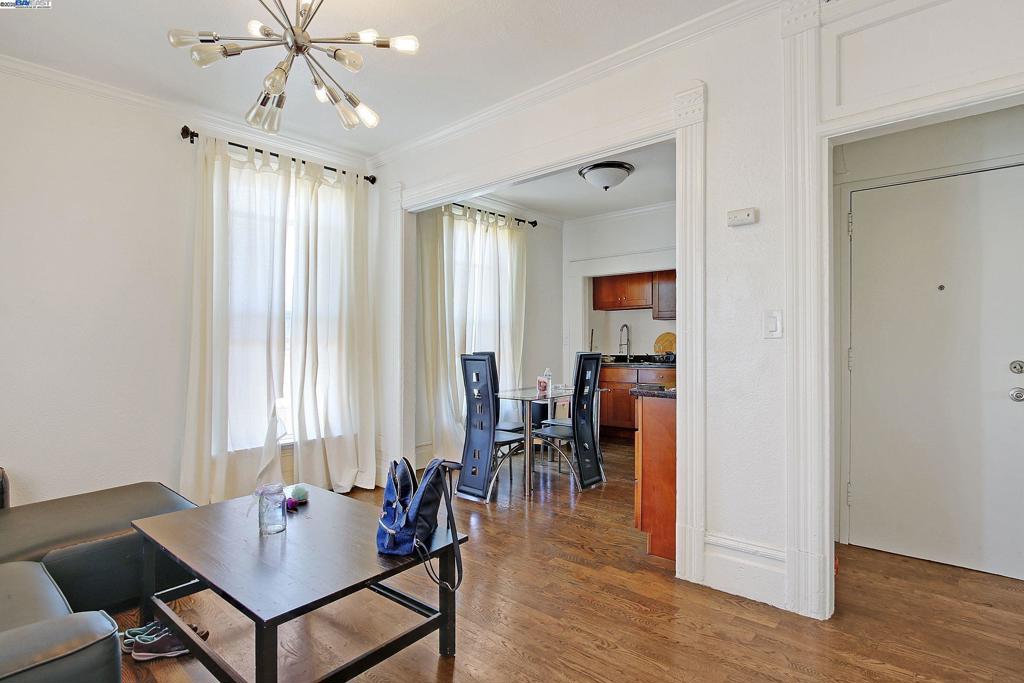 3311 E 17th St Property Photo 6