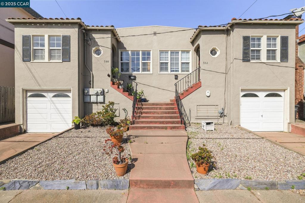 742 Adams Street Property Photo 1