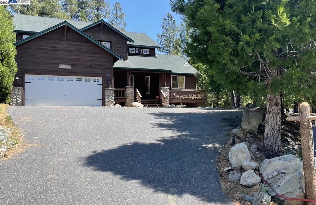 272 Bull Wacker Run Property Photo 1
