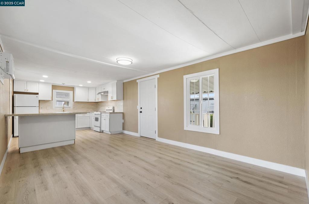 4400 Gateway Road Spc. 54 Property Photo 8