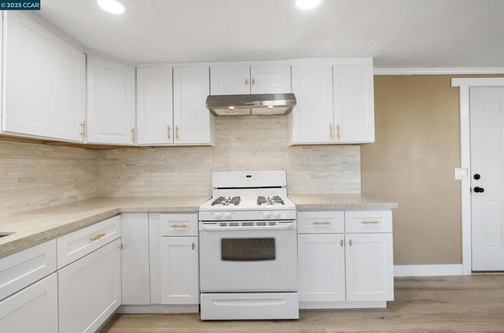 4400 Gateway Road Spc. 54 Property Photo 16