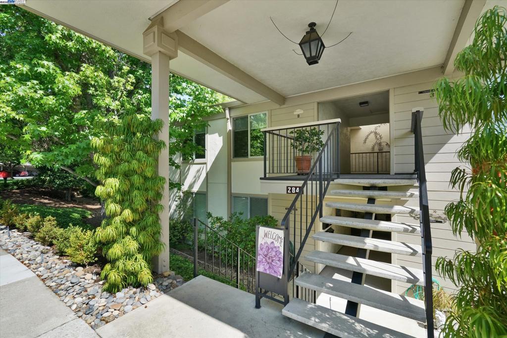 2841 Ptarmigan Dr 1 Property Photo 1