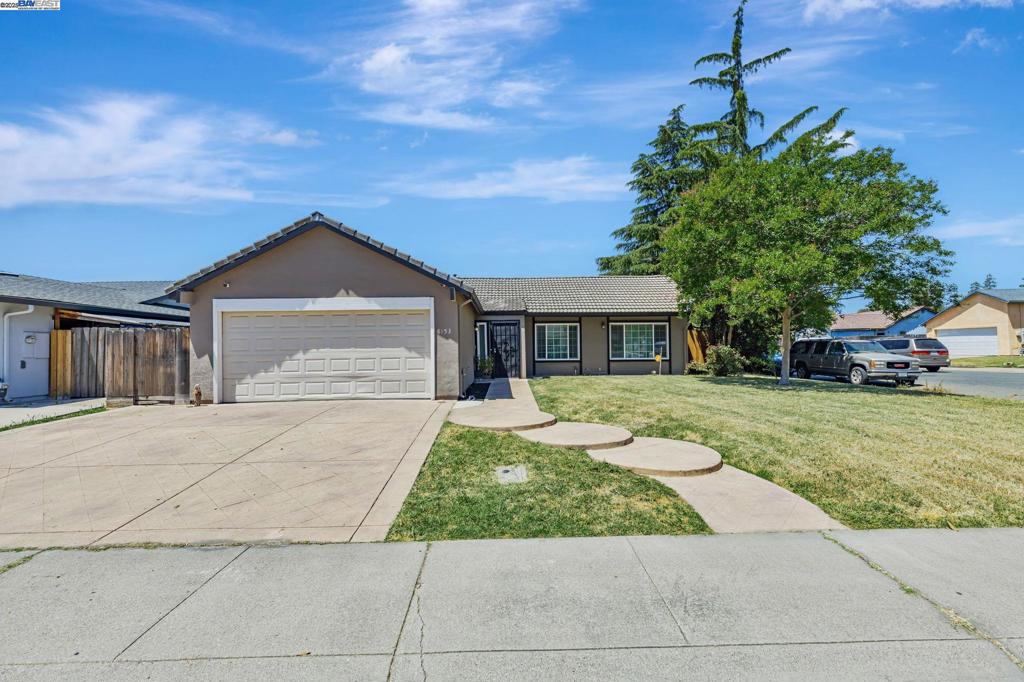 8153 Moulin Ct Property Photo