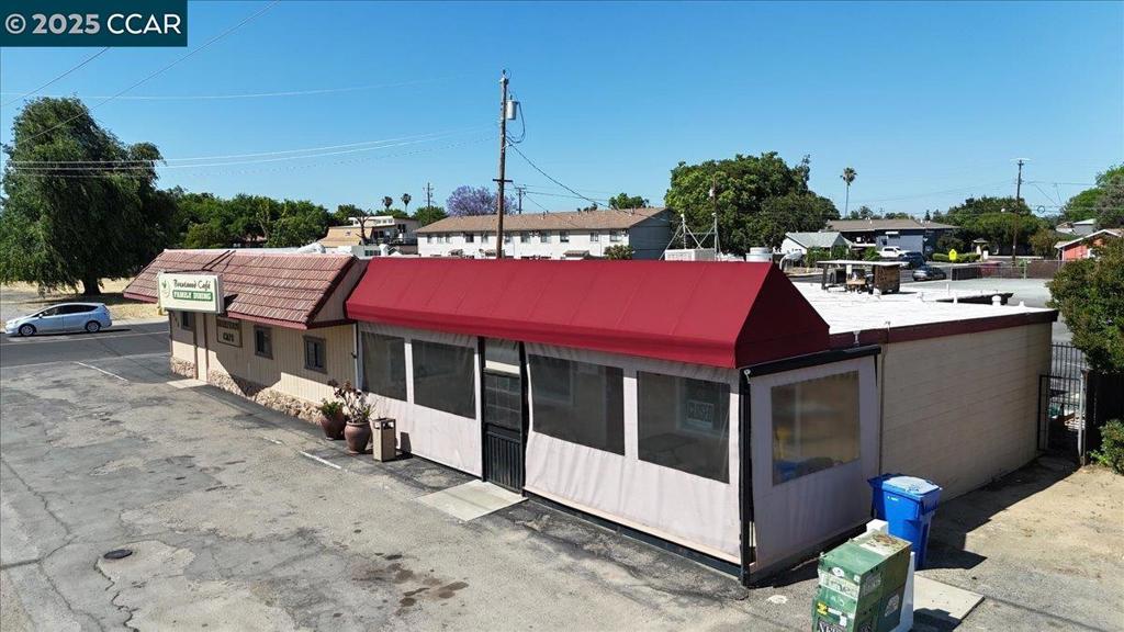8500 Brentwood Blvd Property Photo 5