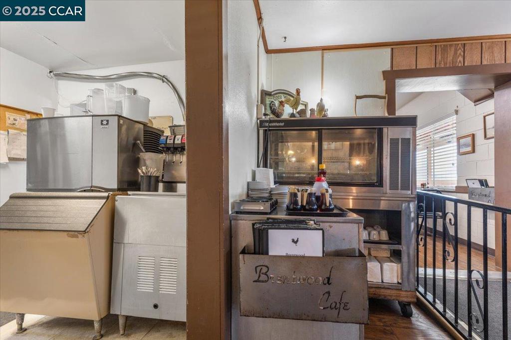 8500 Brentwood Blvd Property Photo 19