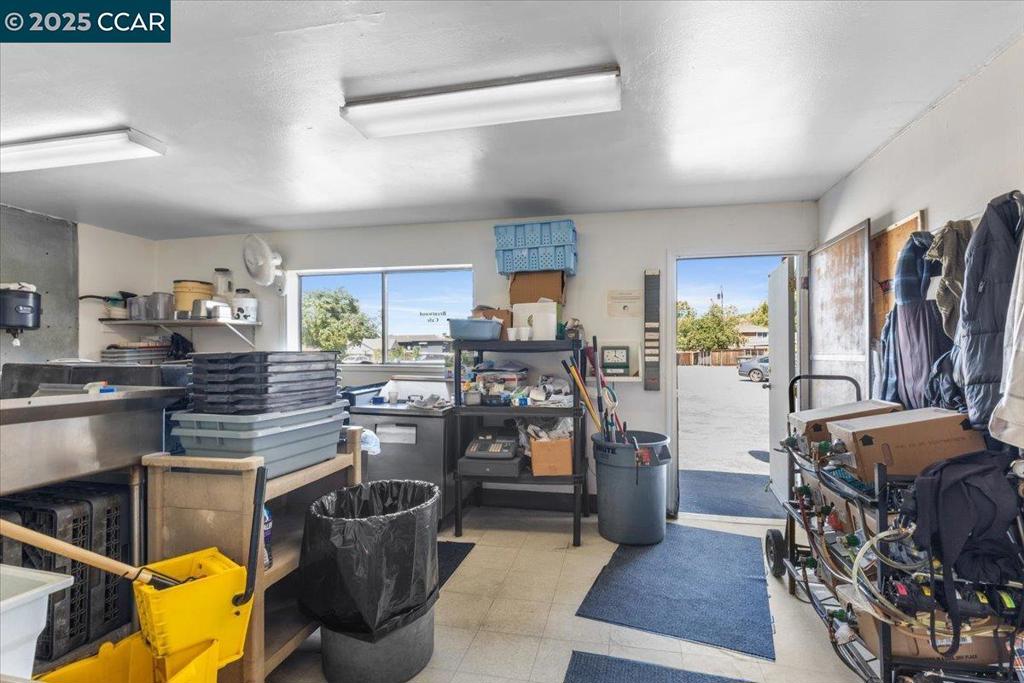 8500 Brentwood Blvd Property Photo 31