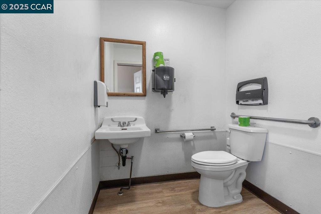 8500 Brentwood Blvd Property Photo 40