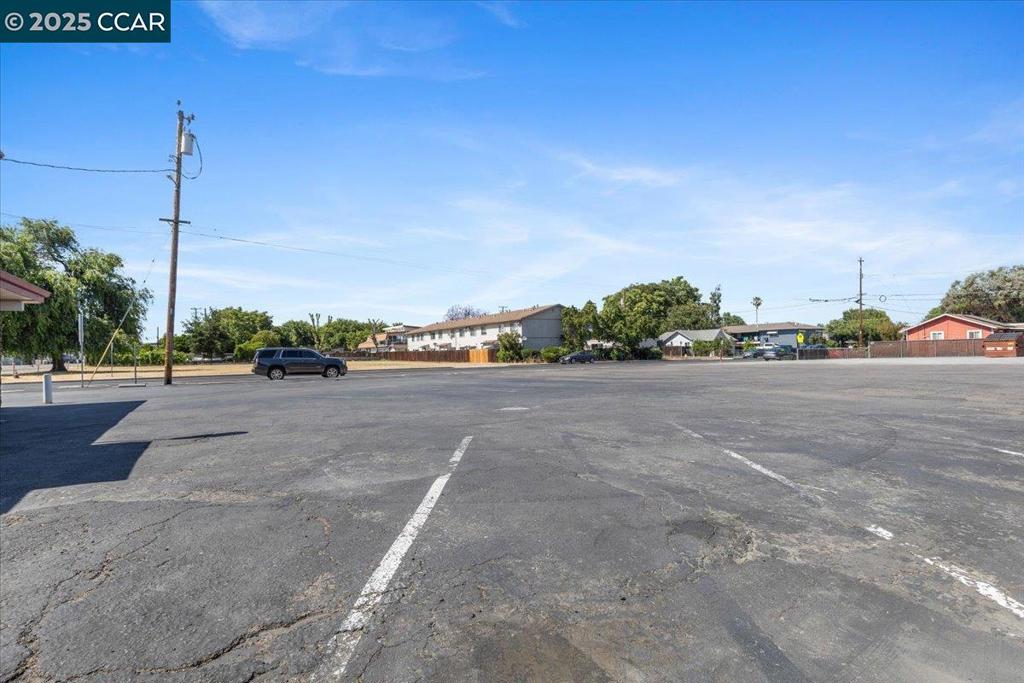 8500 Brentwood Blvd Property Photo 45