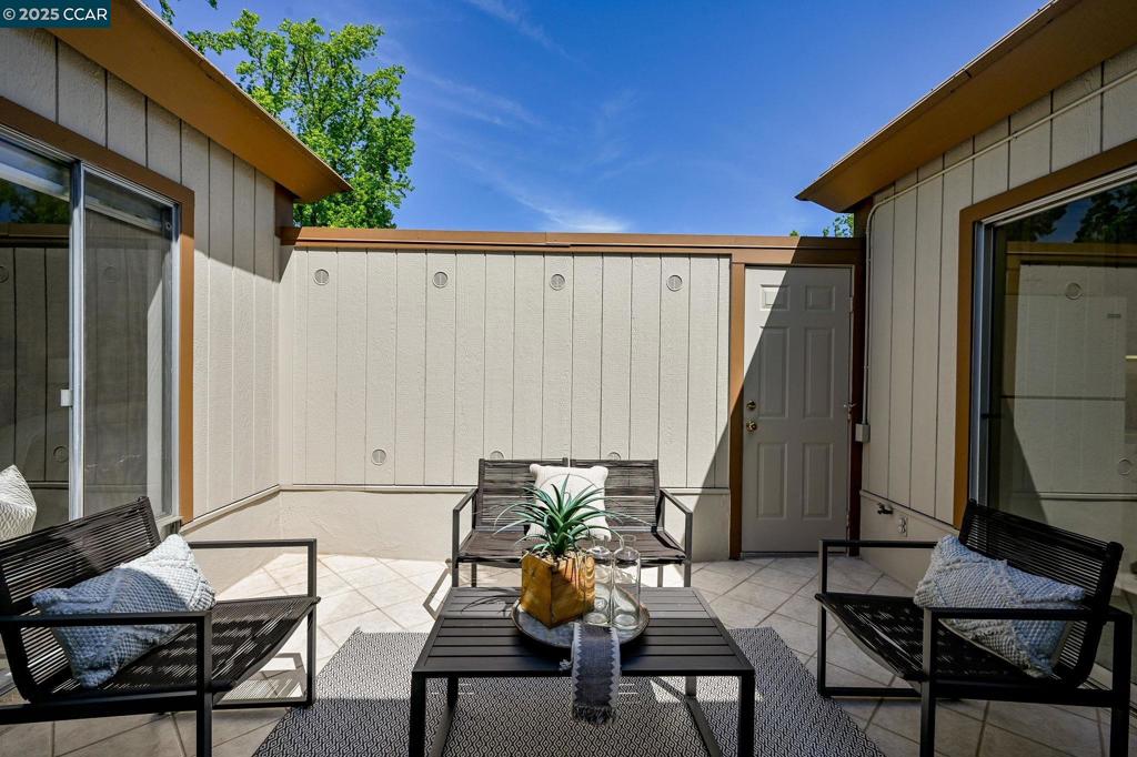 2516 Tice Creek Dr #2 Property Photo 14