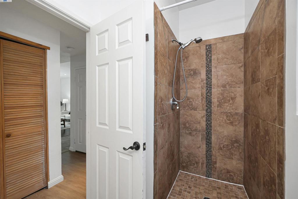7750 Canyon Meadow Cir A Property Photo 24